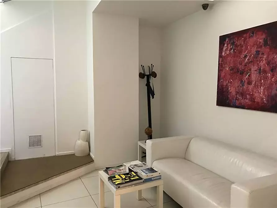 Immagine 7 di Ufficio in vendita  in V.le Boccetta, 41 a Messina