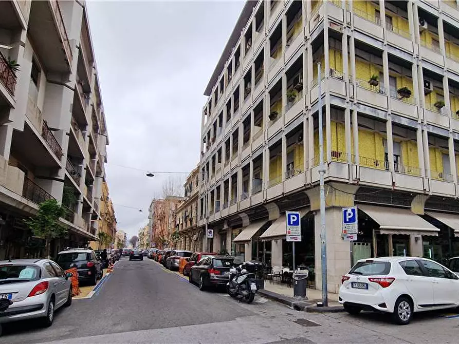 Immagine 2 di Attività commerciale in affitto  in Via Centonze, 182 a Messina