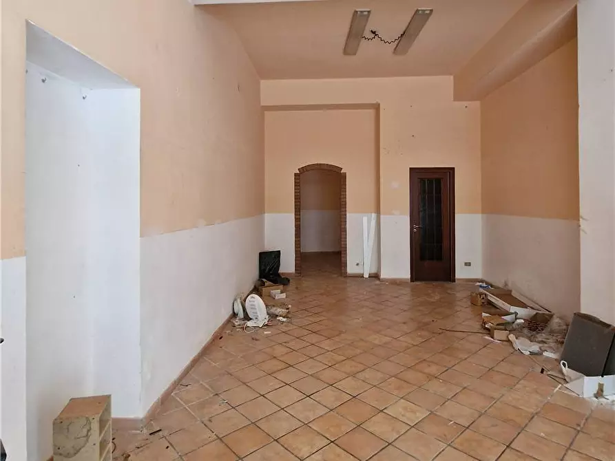 Immagine 5 di Attività commerciale in affitto  in Via Centonze, 182 a Messina