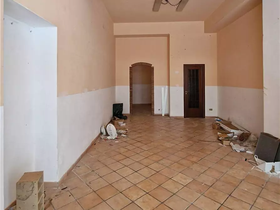 Immagine 7 di Attività commerciale in affitto  in Via Centonze, 182 a Messina