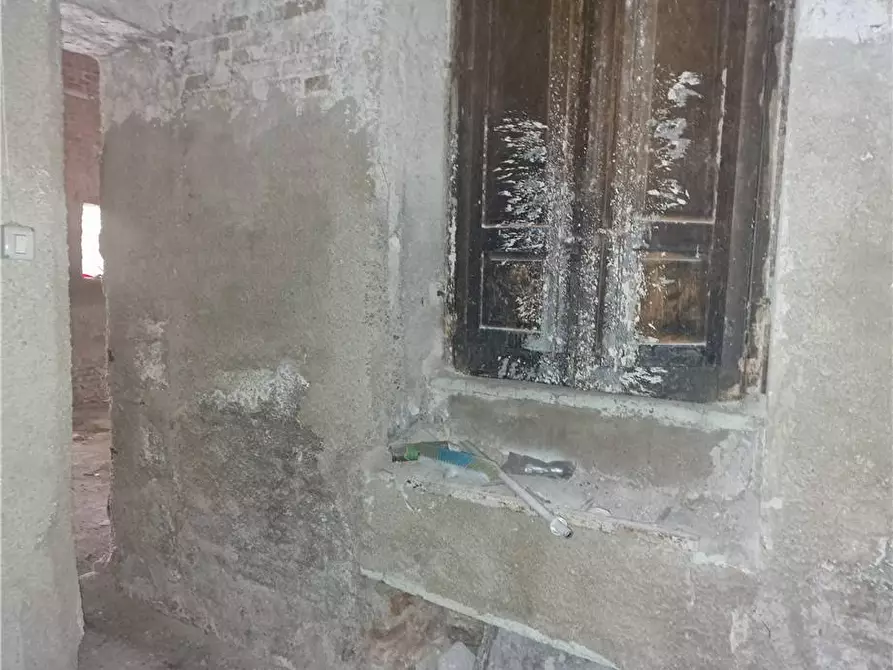 Immagine 16 di Attività commerciale in vendita  in Via Centonze, 146 a Messina