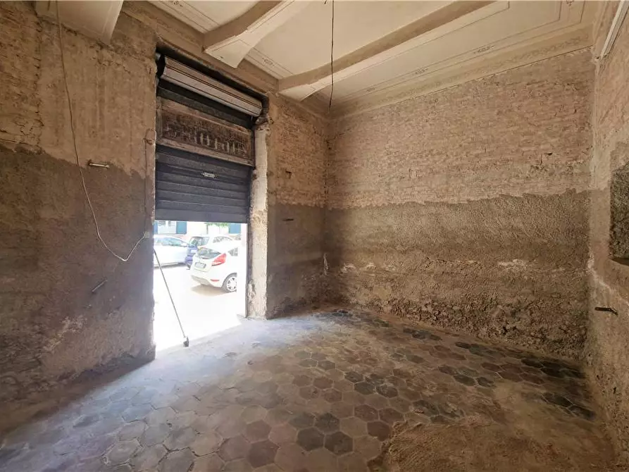Immagine 8 di Attività commerciale in vendita  in Via Centonze, 146 a Messina