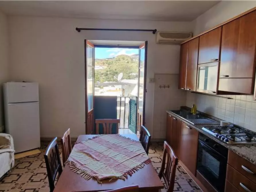 Immagine 12 di Appartamento in vendita  in Via Giuseppe Garibaldi, 148 a Lipari