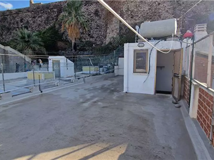 Immagine 21 di Appartamento in vendita  in Via Giuseppe Garibaldi, 148 a Lipari