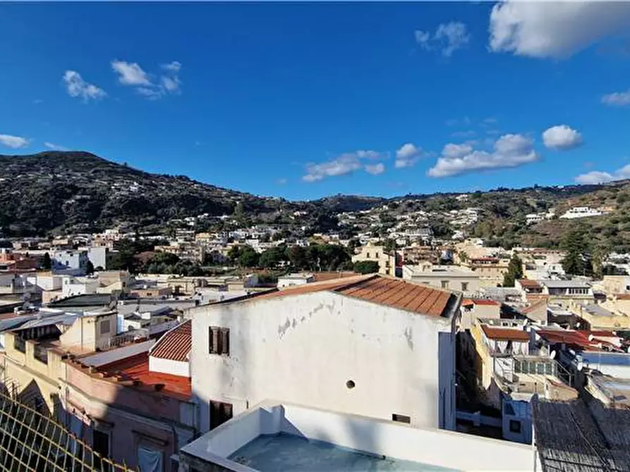 Immagine 25 di Appartamento in vendita  in Via Giuseppe Garibaldi, 148 a Lipari