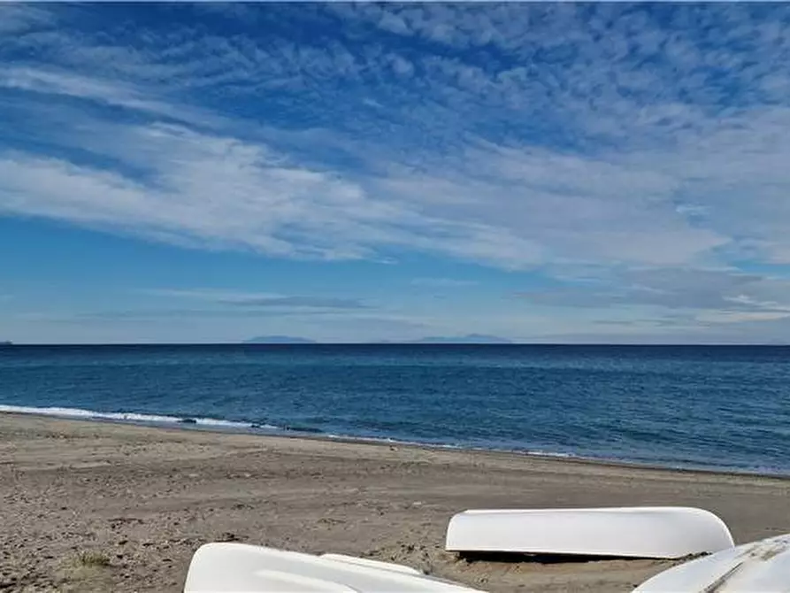 Immagine 13 di Villa in vendita  in Via Lungomare a Messina