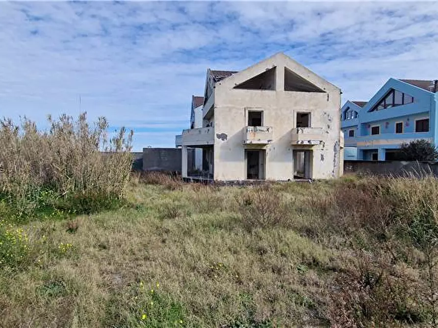 Immagine 4 di Villa in vendita  in Via Lungomare a Messina