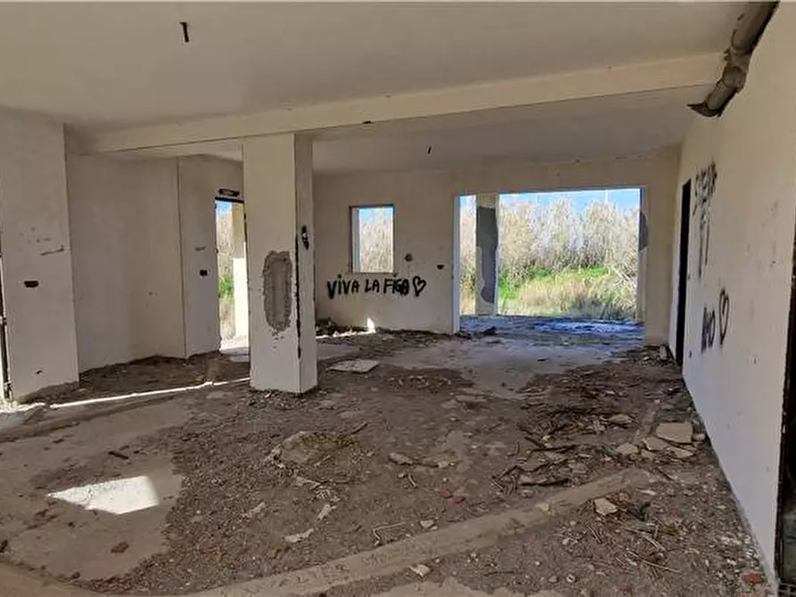 Immagine 7 di Villa in vendita  in Via Lungomare a Messina