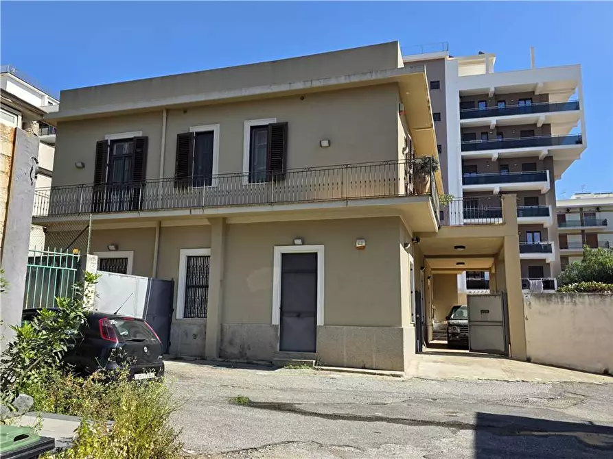 Immagine 3 di Villa in vendita  in Via Consolare Valeria, 430 a Messina