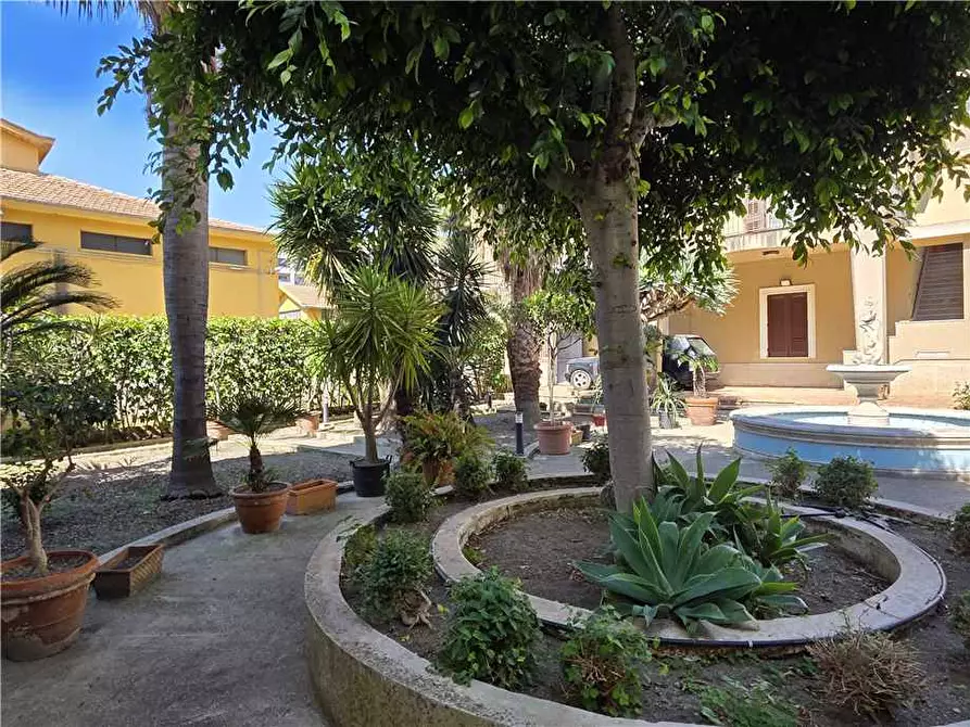 Immagine 5 di Villa in vendita  in Via Consolare Valeria, 430 a Messina