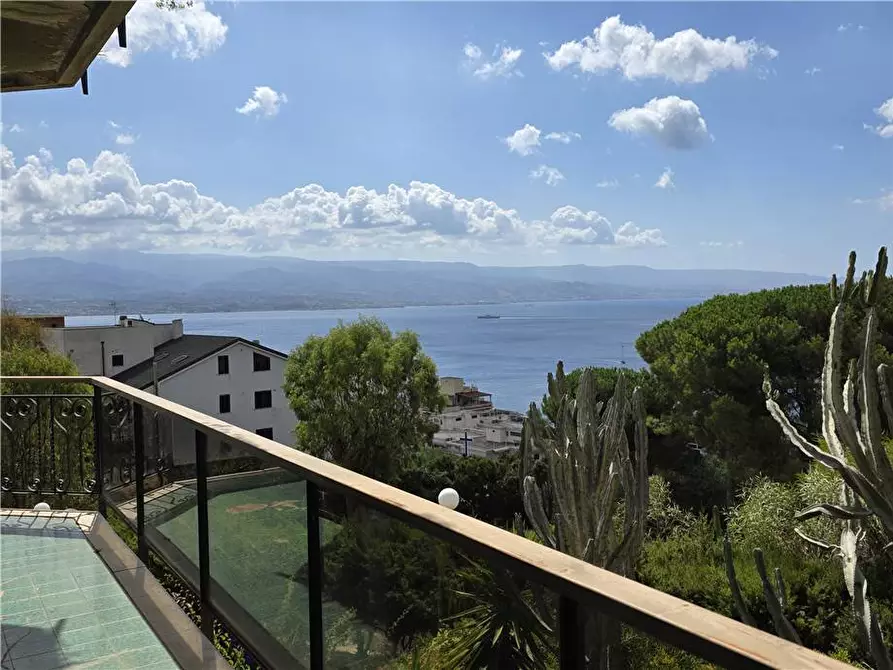 Immagine 9 di Appartamento in vendita  in Via Panoramica dello Stretto, 1000 a Messina