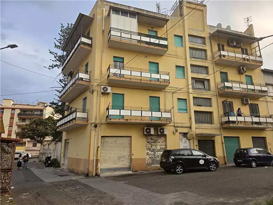 Immagine 1 di Appartamento in vendita  in Via Ettore Faraone a Messina