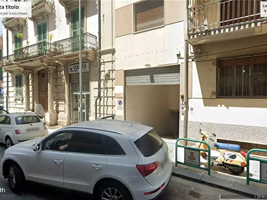 Immagine 3 di Garage in vendita  in Via Colapesce, 5 a Messina