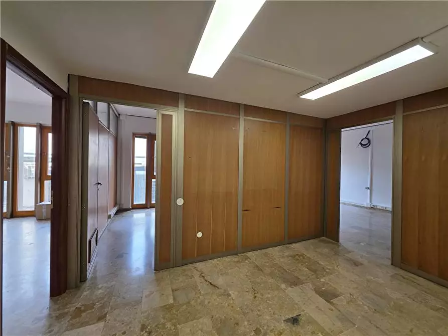 Immagine 5 di Ufficio in affitto  in Via Giordano Bruno, 106 a Messina