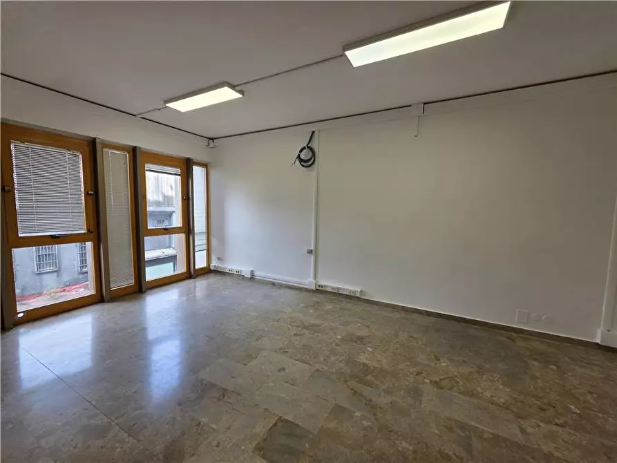 Immagine 9 di Ufficio in affitto  in Via Giordano Bruno, 106 a Messina