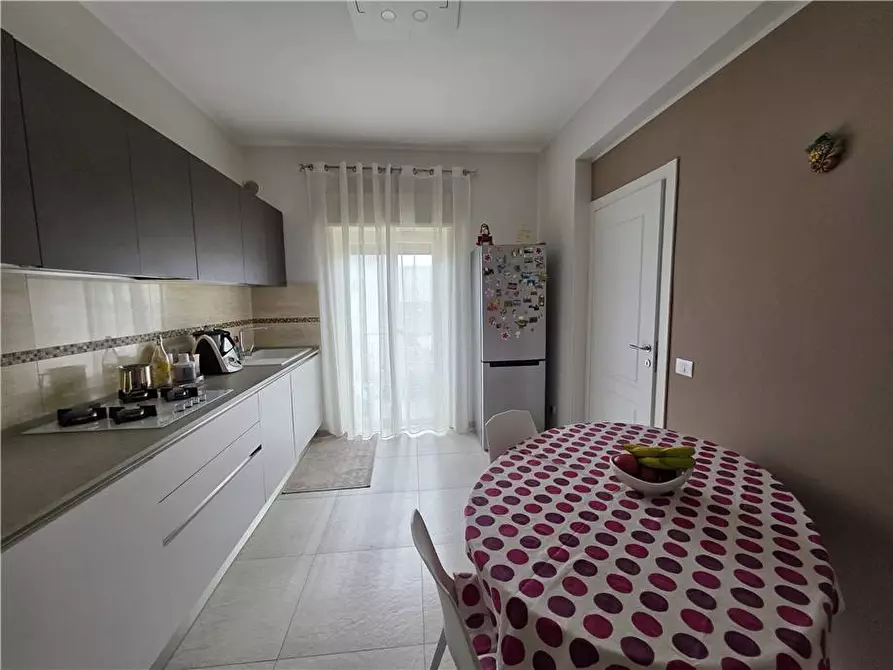 Immagine 10 di Appartamento in vendita  in V.le dei Tigli, 15 a Messina