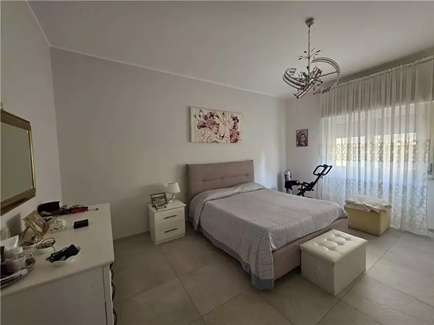 Immagine 13 di Appartamento in vendita  in V.le dei Tigli, 15 a Messina
