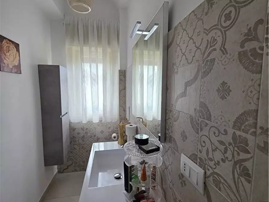 Immagine 18 di Appartamento in vendita  in V.le dei Tigli, 15 a Messina