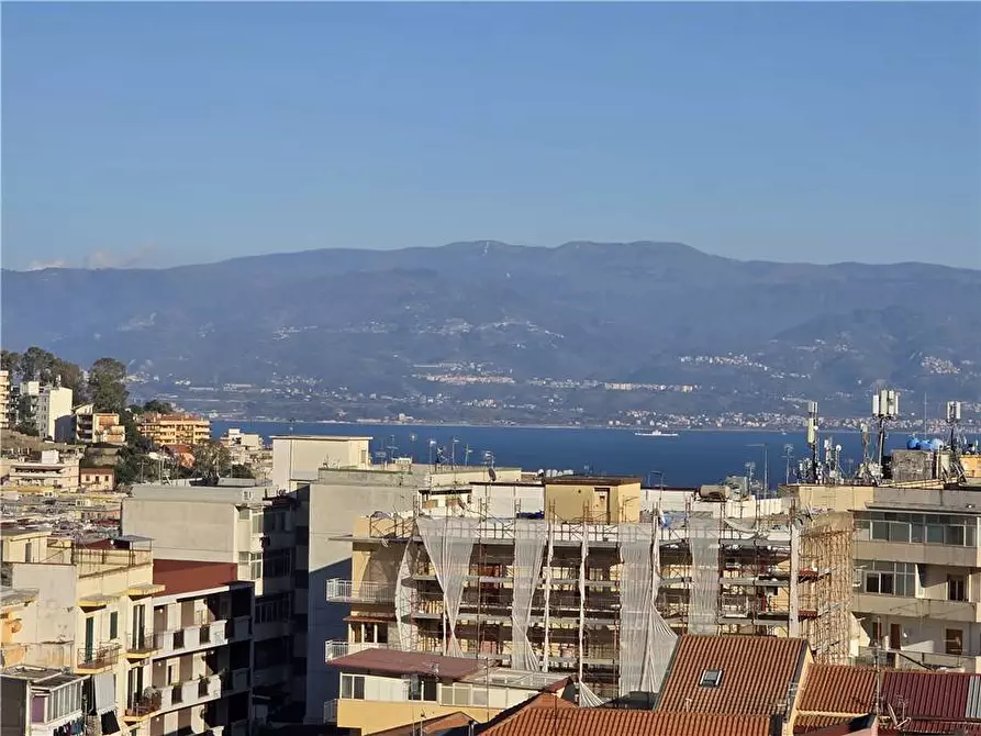 Immagine 12 di Appartamento in vendita  in Via Palermo, 435 a Messina