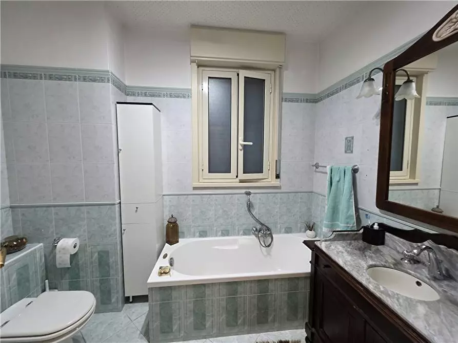 Immagine 22 di Appartamento in vendita  in V.le della Libertà, 219 a Messina
