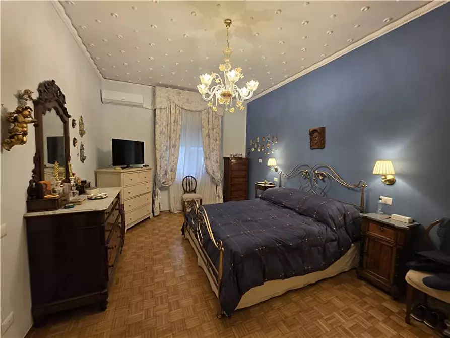 Immagine 23 di Appartamento in vendita  in V.le della Libertà, 219 a Messina