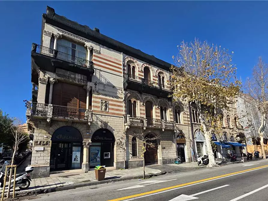 Immagine 19 di Appartamento in vendita  in Via Garibaldi, 275 a Messina