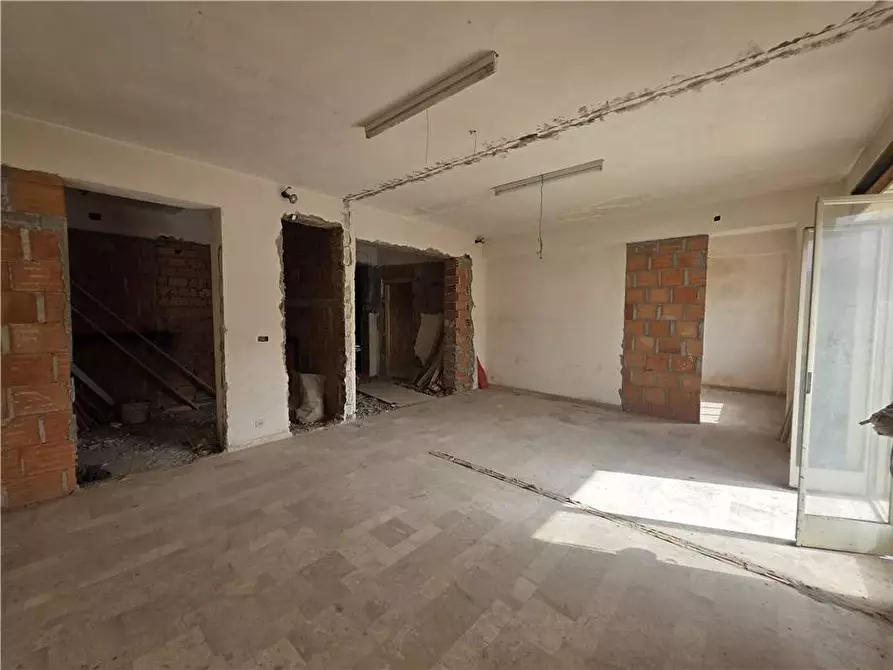 Immagine 15 di Appartamento in vendita  in Via Nazionale, 32 a Saponara