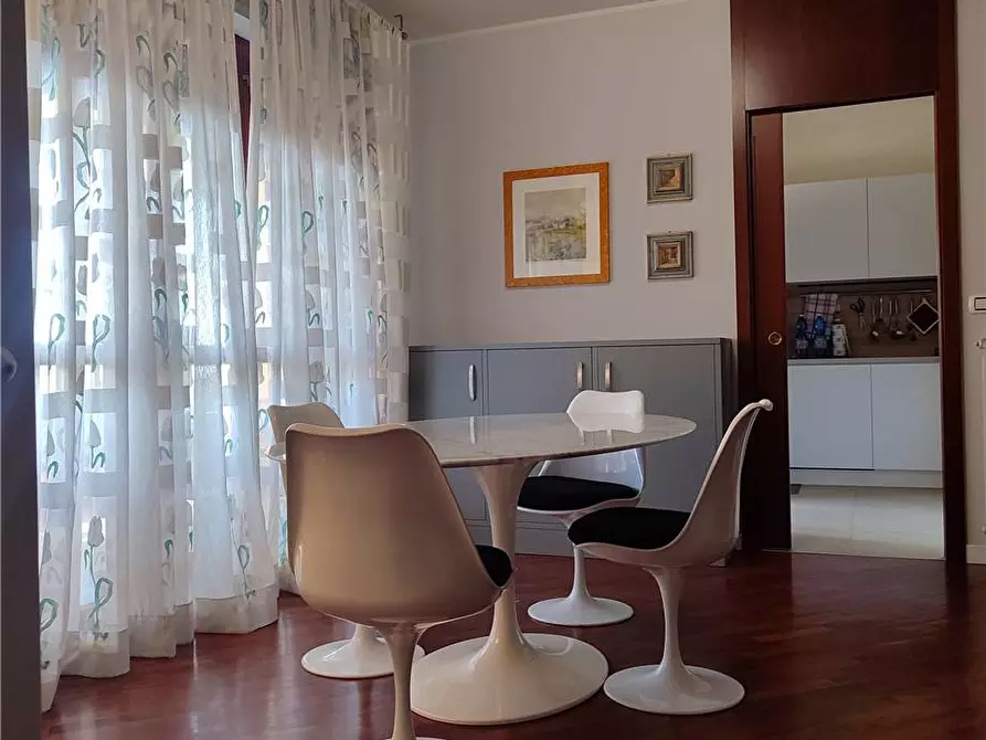 Immagine 4 di Appartamento in vendita  a Latina