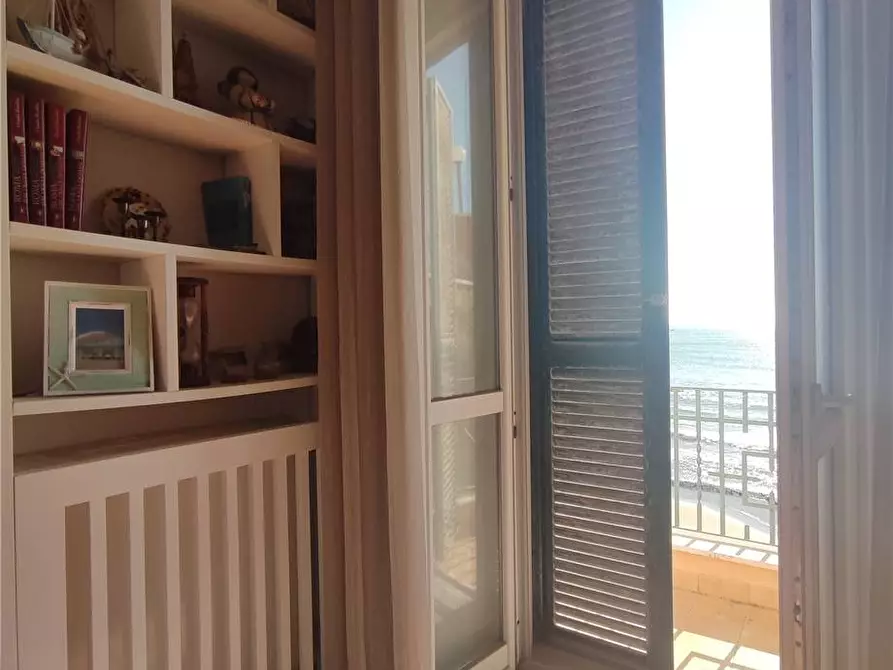 Immagine 5 di Appartamento in vendita  a Nettuno