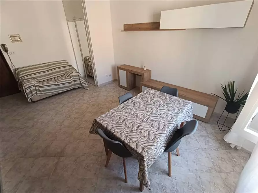Immagine 2 di Appartamento in affitto  a Latina