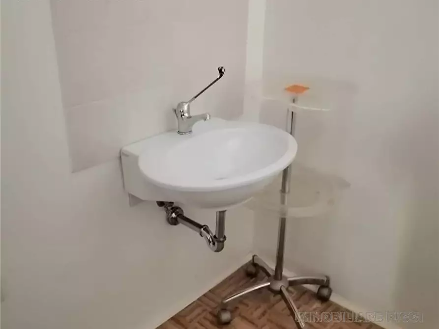 Immagine 7 di Attività commerciale in vendita  in Via San Giovanni Battista, snc a Pontecorvo