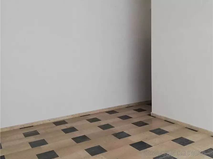 Immagine 9 di Attività commerciale in affitto  in Via Corso Garibaldi, snc a Pontecorvo