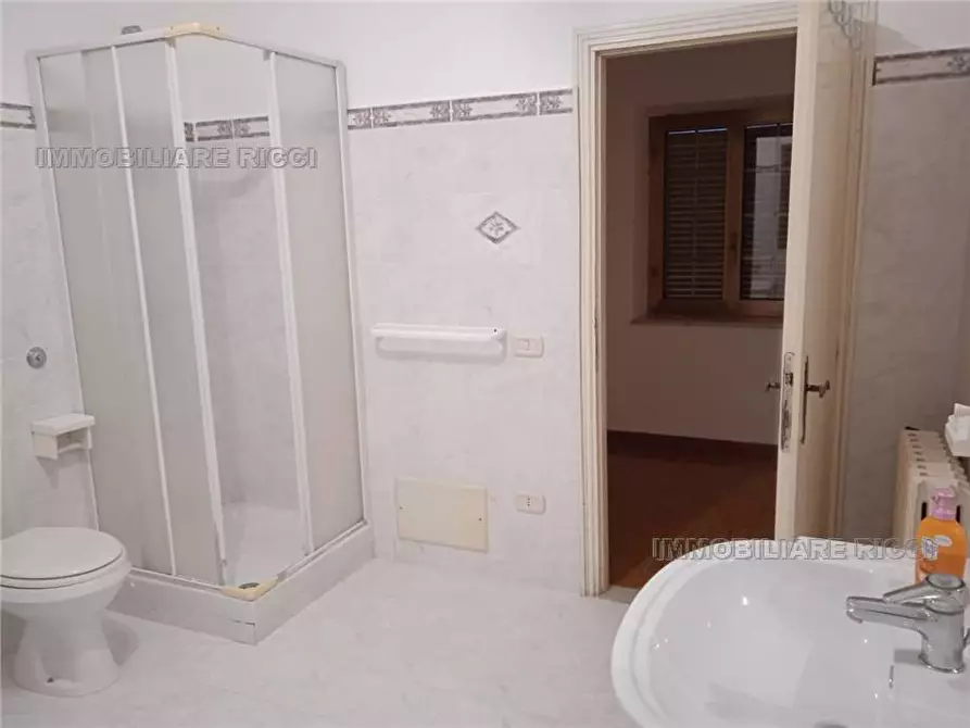 Immagine 9 di Villa in vendita  a Esperia