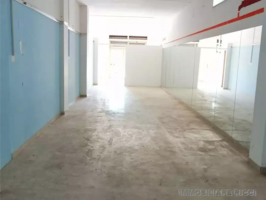 Immagine 9 di Attività commerciale in vendita  a Pontecorvo
