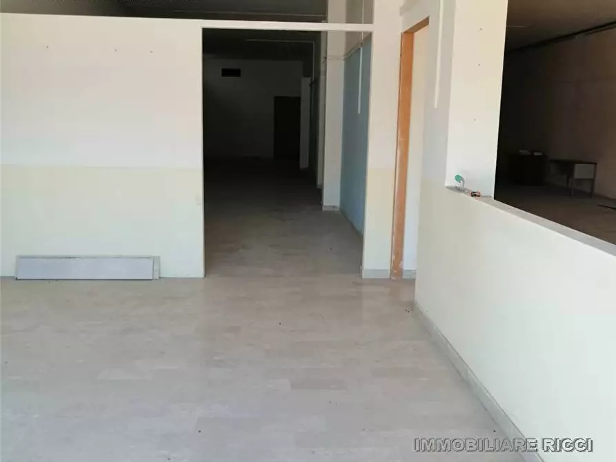 Immagine 11 di Attività commerciale in vendita  a Pontecorvo