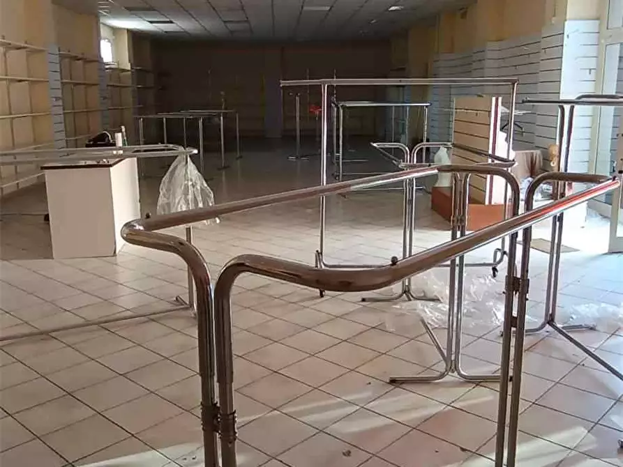 Immagine 6 di Attività commerciale in vendita  a Pontecorvo