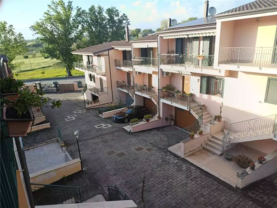 Immagine 18 di Villa in vendita  a Pontecorvo