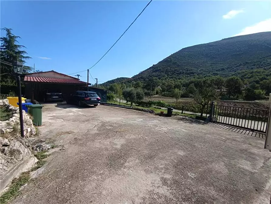 Immagine 20 di Villa in vendita  in Via Selvi Pozzo La Corte, 8 a Esperia