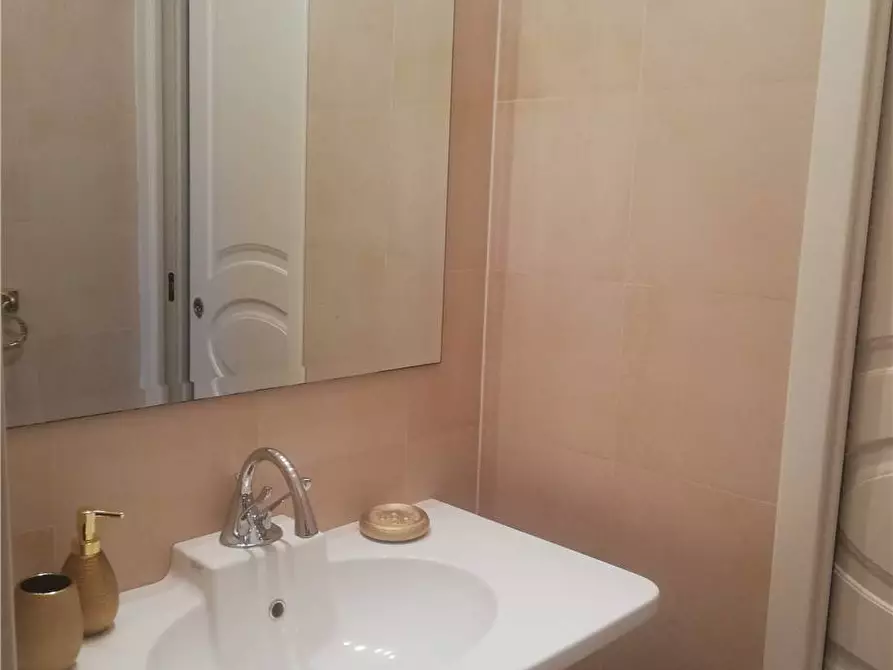 Immagine 19 di Attico in vendita  in Via privata Andrea Merlo, 2 a Ceriale