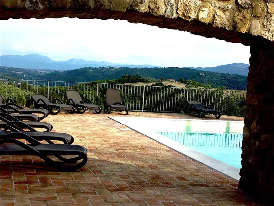 Immagine 12 di Rustico / casale in vendita  in Loc. CANALICCHIO VIA G.GARIBAL, 14 a Collazzone