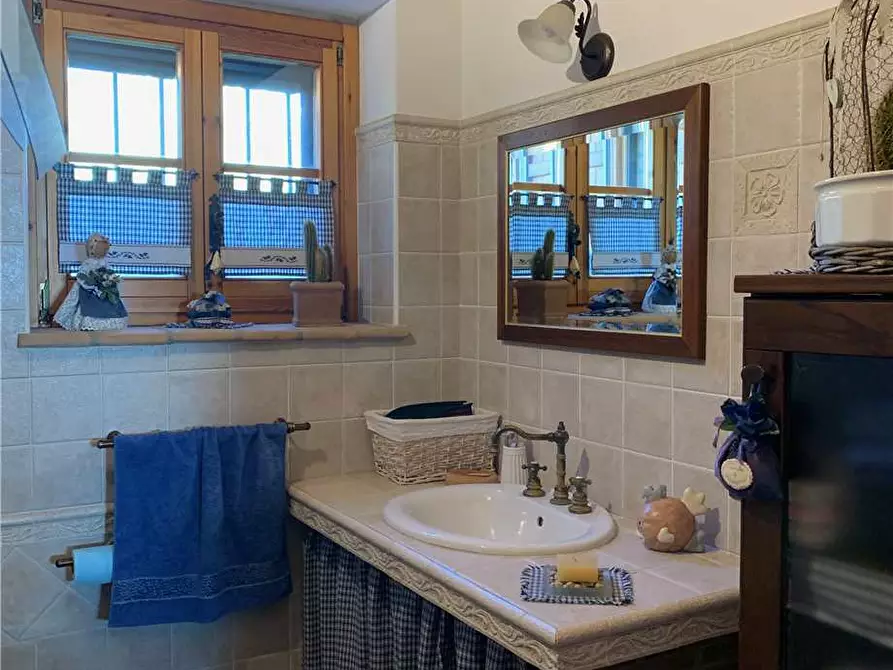 Immagine 28 di Rustico / casale in vendita  in Via LORETO, 1 a Todi