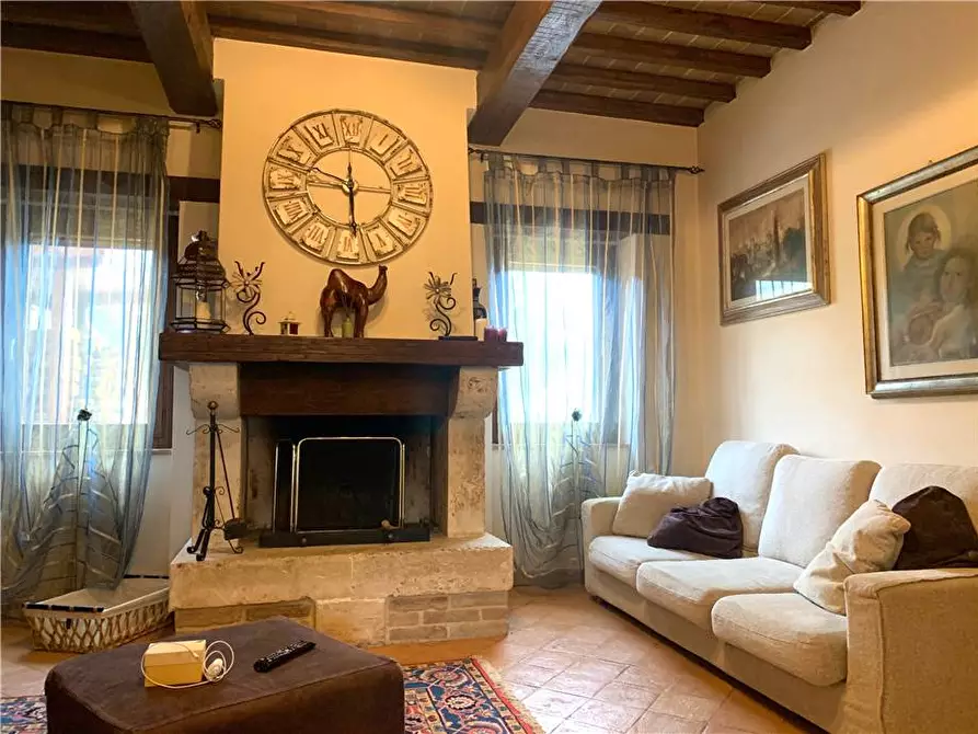 Immagine 16 di Rustico / casale in vendita  in Voc. Canonica Vecchia, 74/F a Todi
