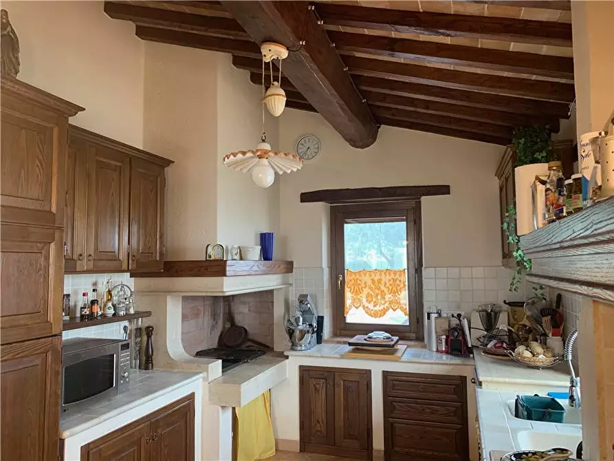 Immagine 18 di Rustico / casale in vendita  in Voc. Canonica Vecchia, 74/F a Todi