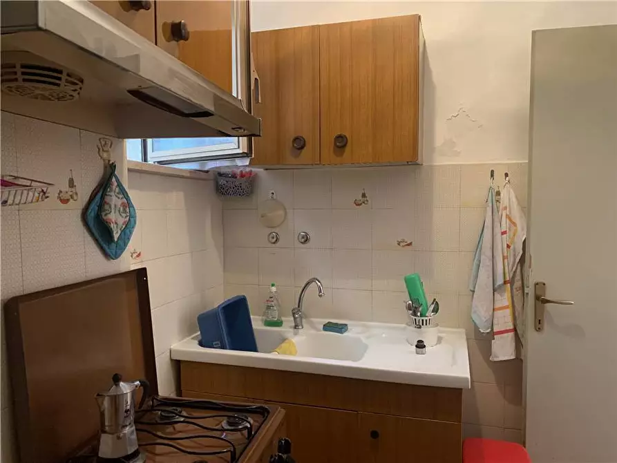 Immagine 16 di Stabile in vendita  in Via Collesecco, 51 a Gualdo Cattaneo