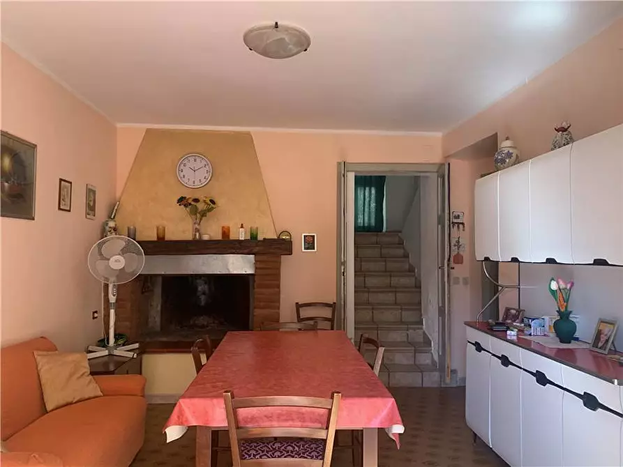 Immagine 17 di Stabile in vendita  in Via Collesecco, 51 a Gualdo Cattaneo