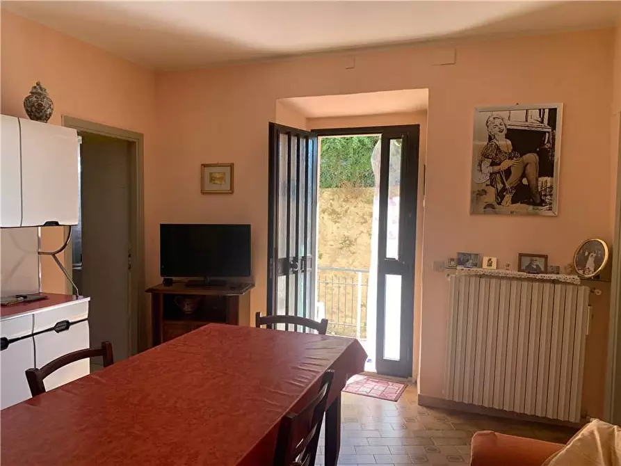Immagine 19 di Stabile in vendita  in Via Collesecco, 51 a Gualdo Cattaneo