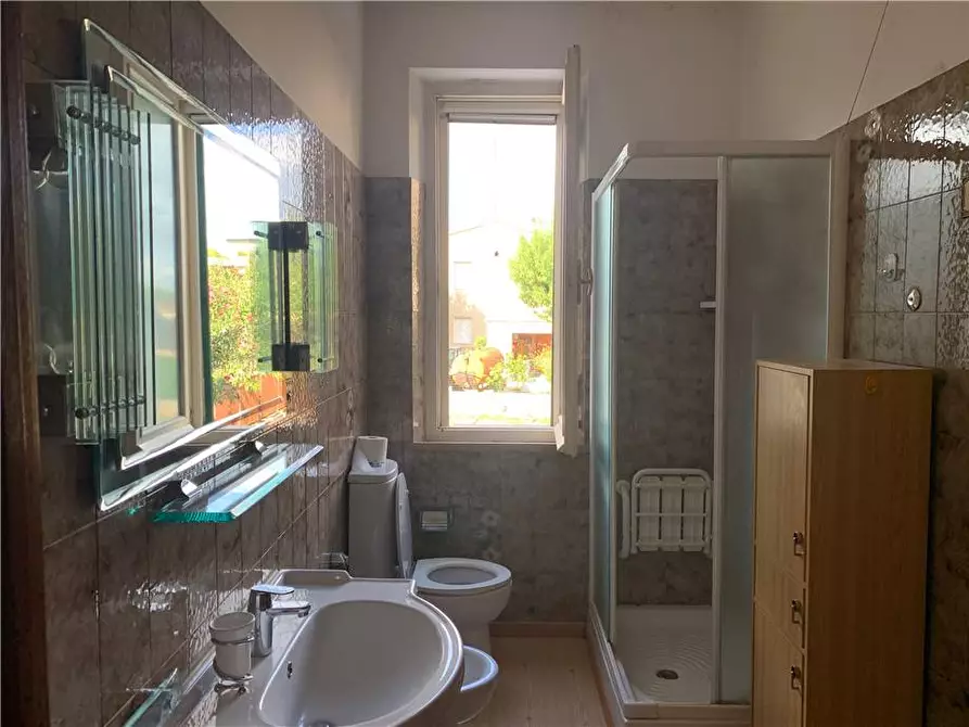 Immagine 39 di Appartamento in vendita  in Via VITTORIO EMANUELE, 38 a Gualdo Cattaneo