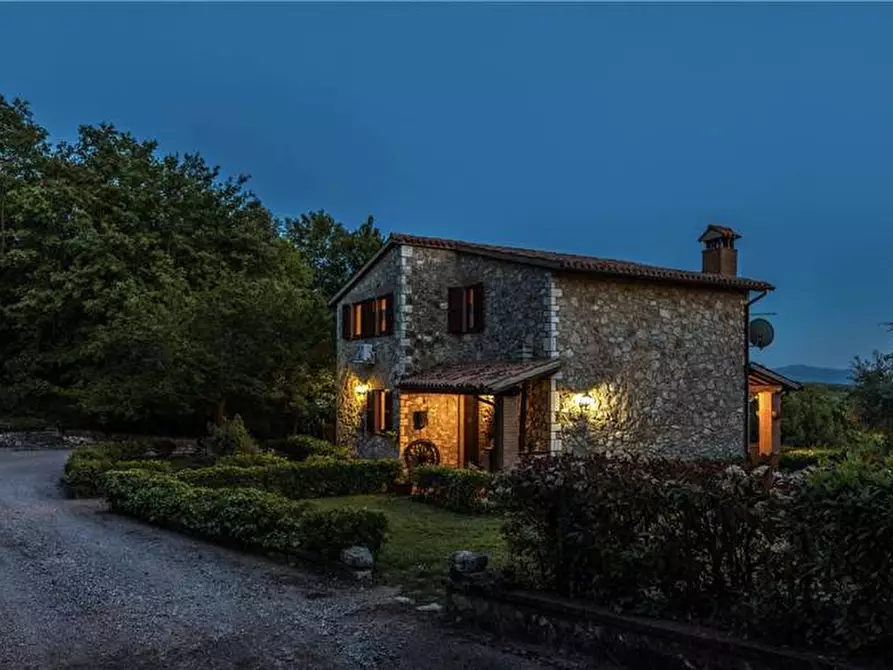 Immagine 37 di Rustico / casale in vendita  in Fraz. GRUTTI a Gualdo Cattaneo