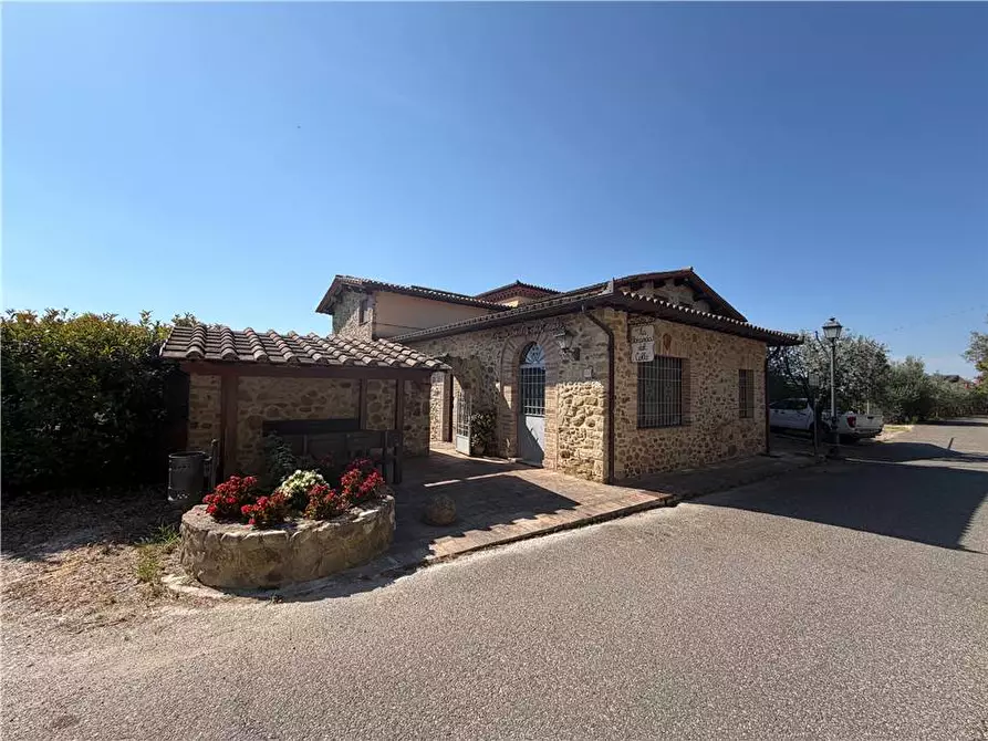 Immagine 34 di Rustico / casale in vendita  in Loc. CANALICCHIO VIA G.GARIBAL, 14 a Collazzone