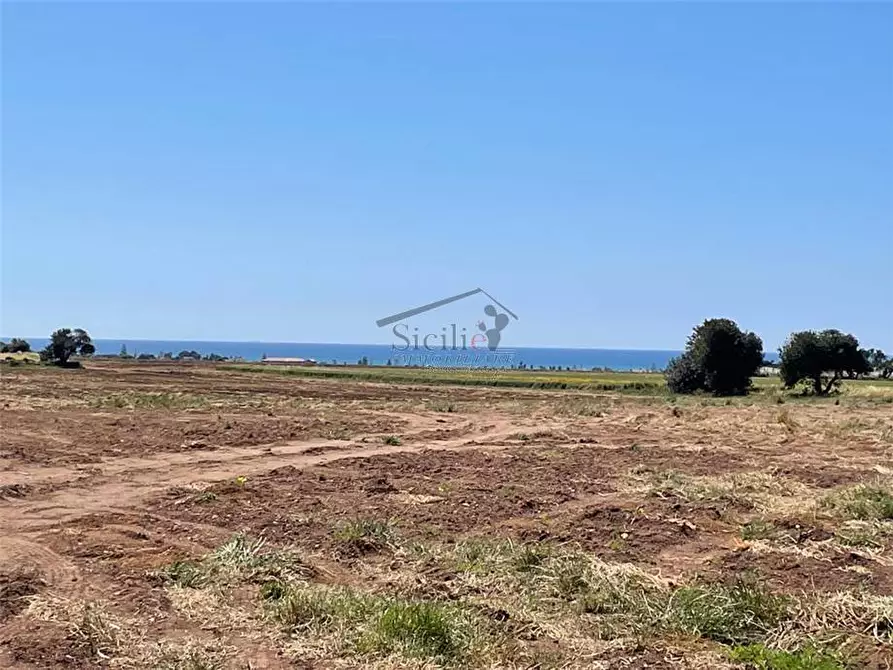 Immagine 18 di Stabile in vendita  a Modica